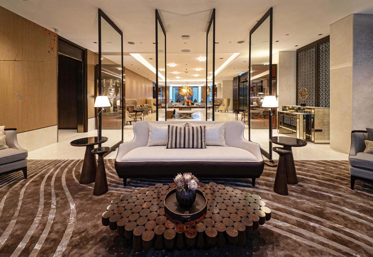 Silq Hotel & Residence, Managed By The Ascott Limited Бангкок Экстерьер фото The lobby of the hotel