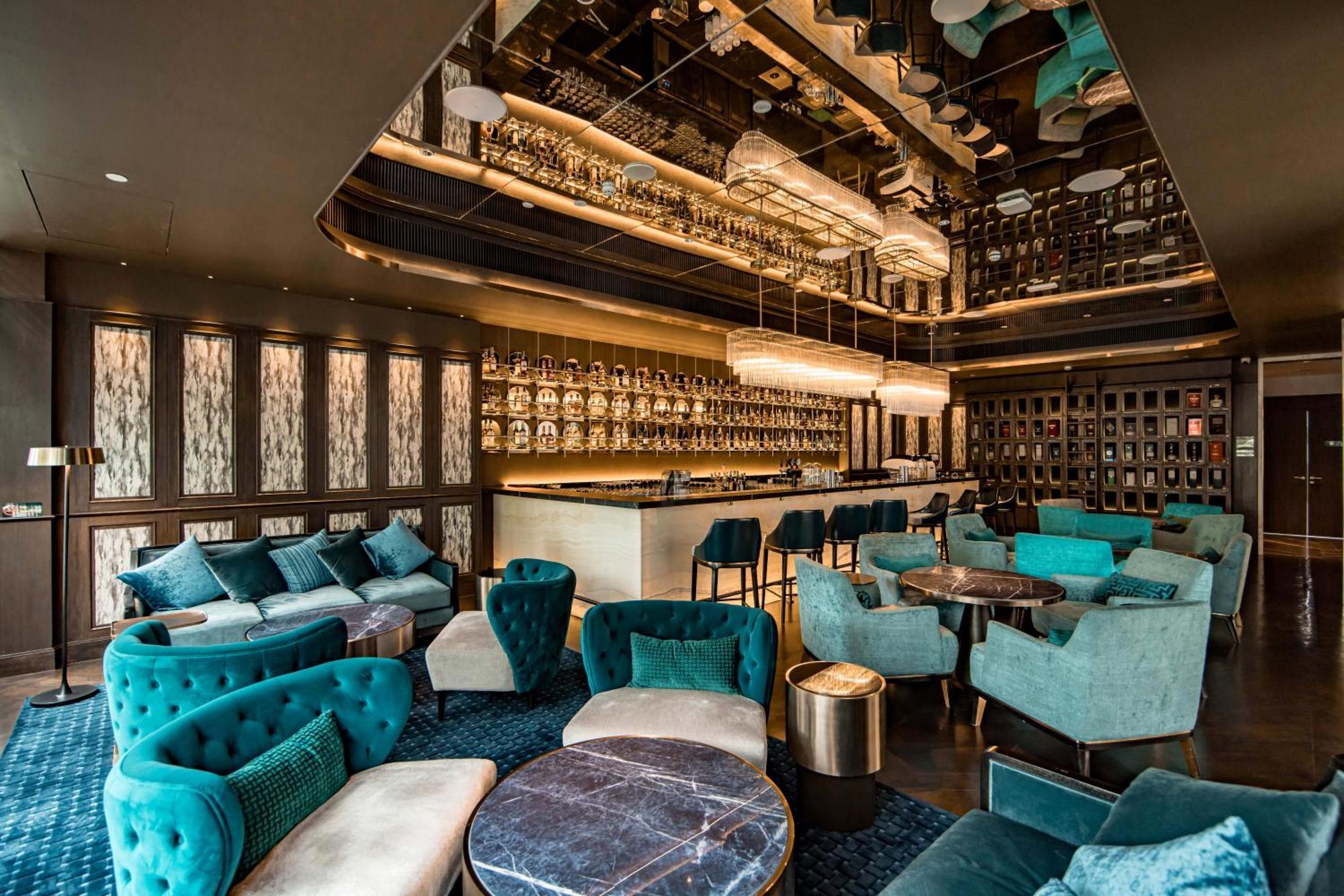 Silq Hotel & Residence, Managed By The Ascott Limited Бангкок Экстерьер фото The Bar