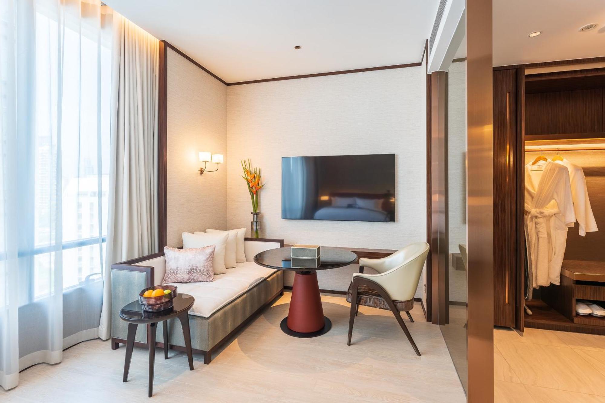 Silq Hotel & Residence, Managed By The Ascott Limited Бангкок Номер фото A suite at the hotel
