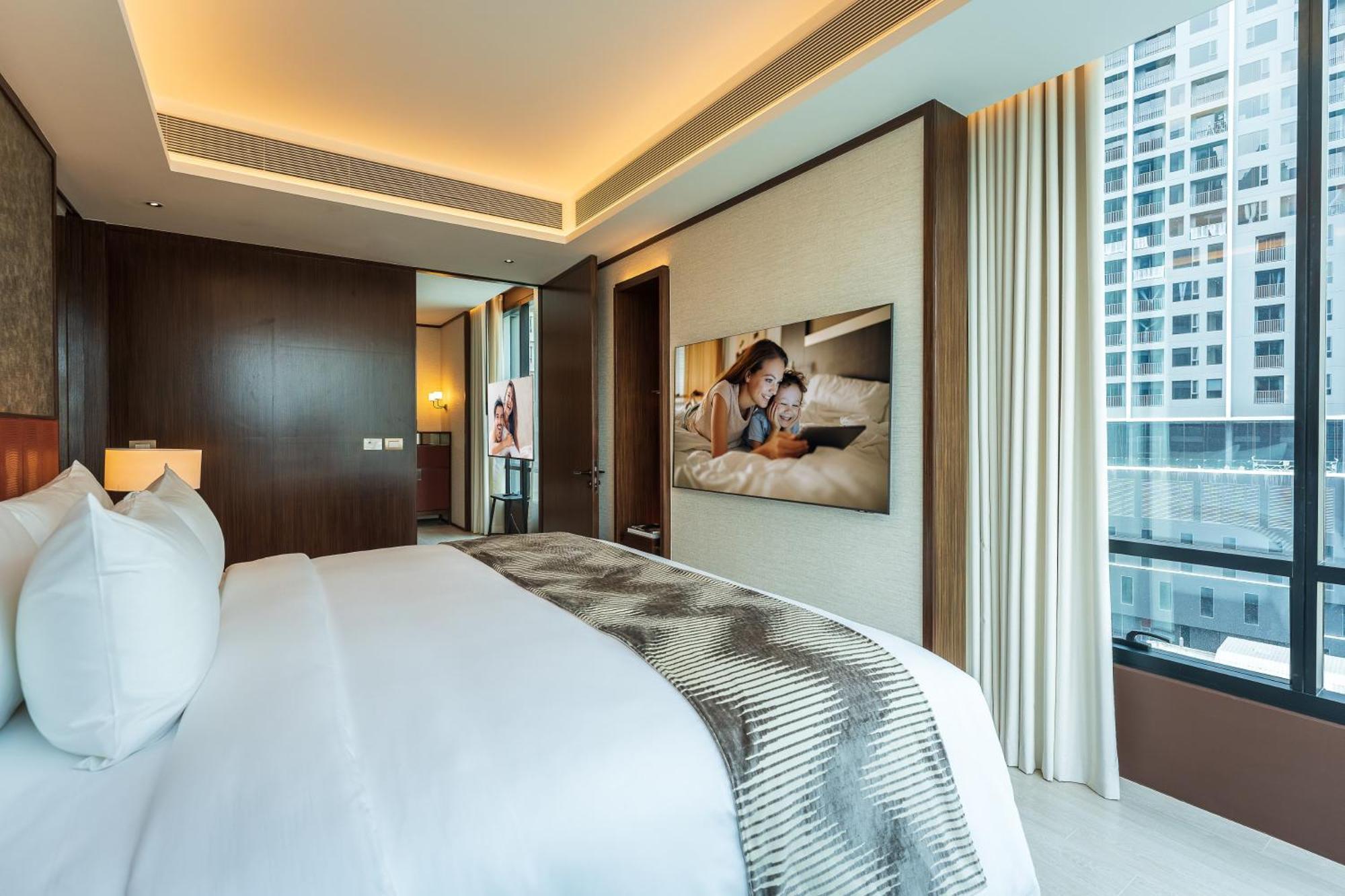 Silq Hotel & Residence, Managed By The Ascott Limited Бангкок Номер фото A bedroom at the hotel